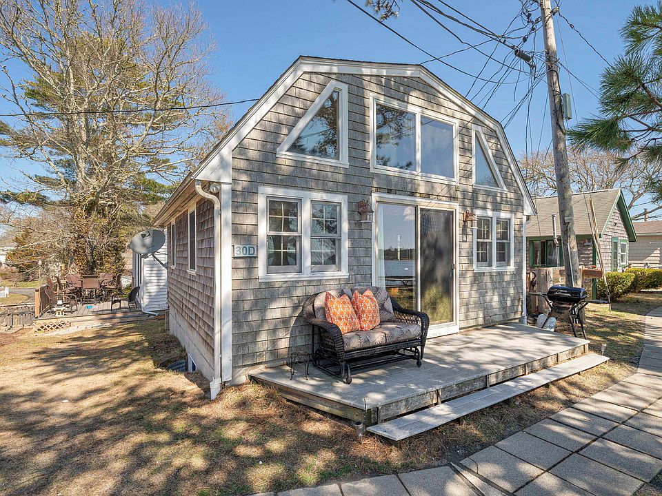 749 Head Of The Bay Rd Buzzards Bay MA Zillow