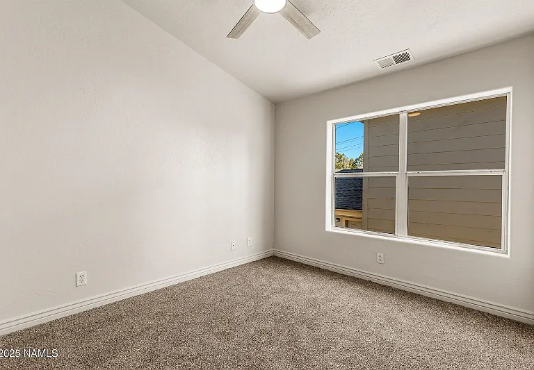 1326 E Trevor Way — Photo 24