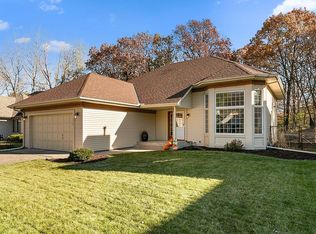 530 Glacier Ln N, Plymouth, MN 55447