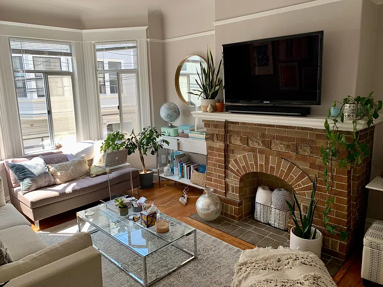 64 Valparaiso St — Photo 3