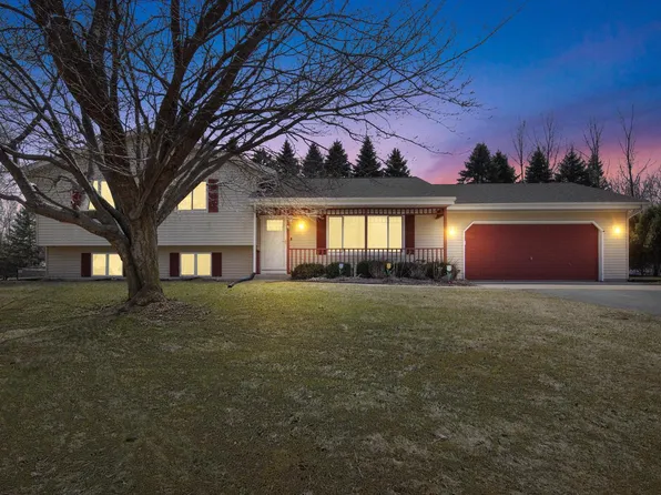 1759 Davids VIEW, West Bend, WI 53090