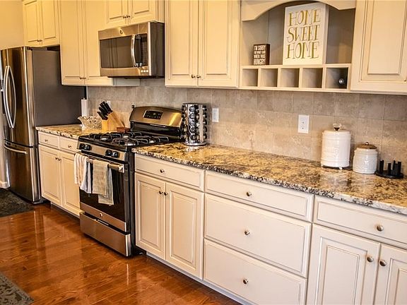 2nd image of 8732 Blue Heron Way