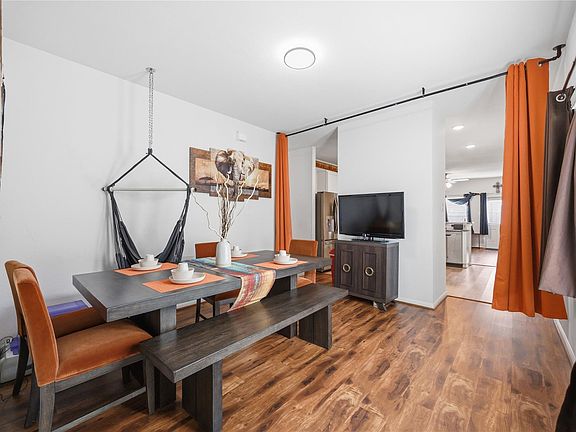 5th image of 24015 Farmstead Dr