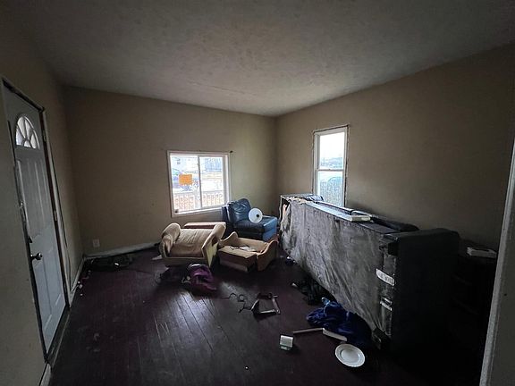 3rd image of 2218 Avenue A