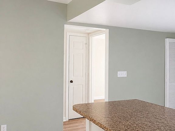 5th image of 1101 2nd Ave N APT 1506