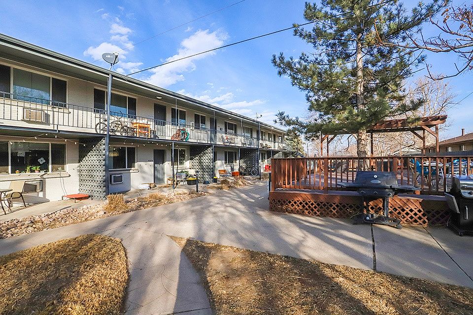 1st image of 4373 Clay St #3565147
