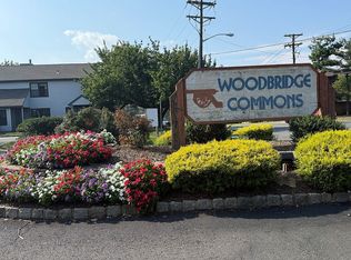 1808 Woodbridge Comns Way, Iselin, NJ 08830