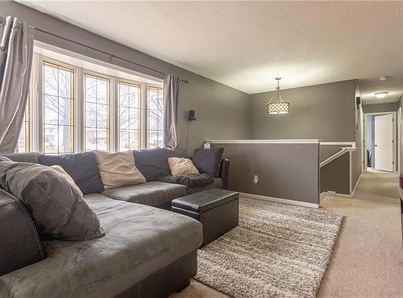 3rd image of 3001 S Kendall Dr