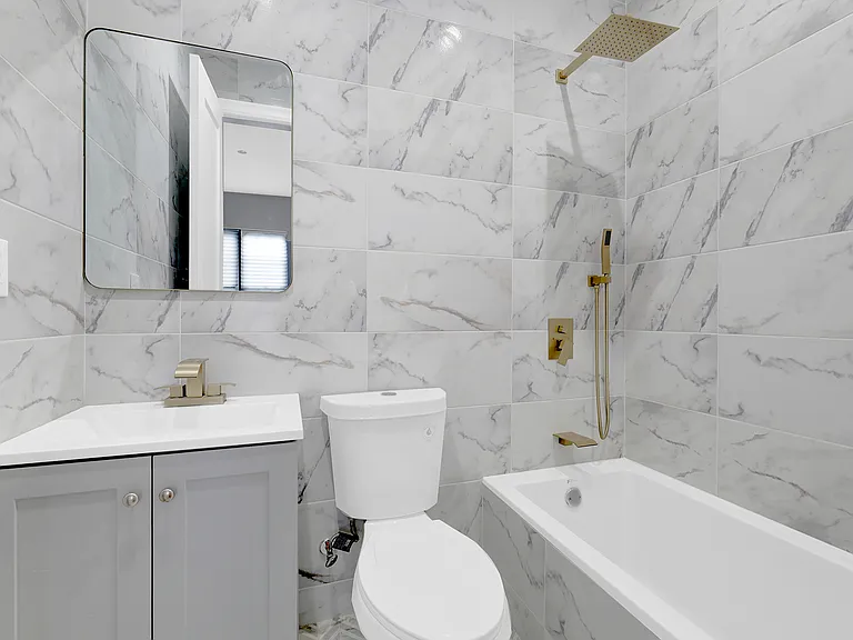 212 Highland Pl #1 — Photo 5