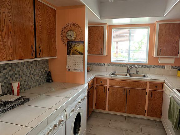 5th image of 2901 S Palo Verde Ln Unit 2