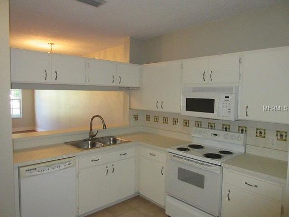 5th image of 12320 Berkeley Square Dr