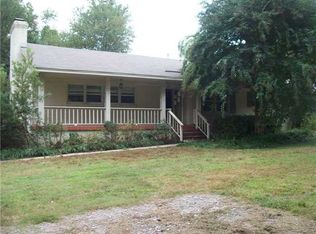 4919 Barfield Rd, Memphis, TN 38117