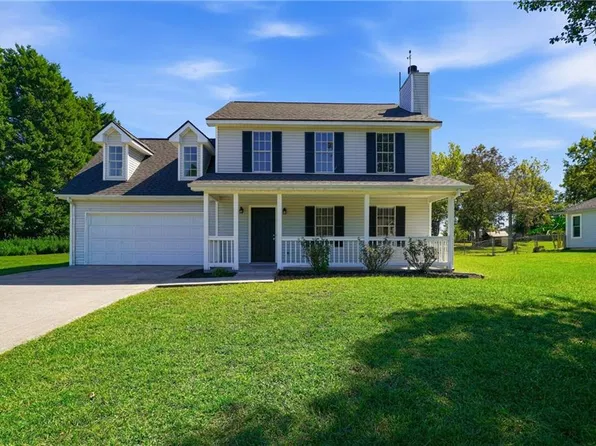 211 Patricia Ter, Grayson, GA 30017