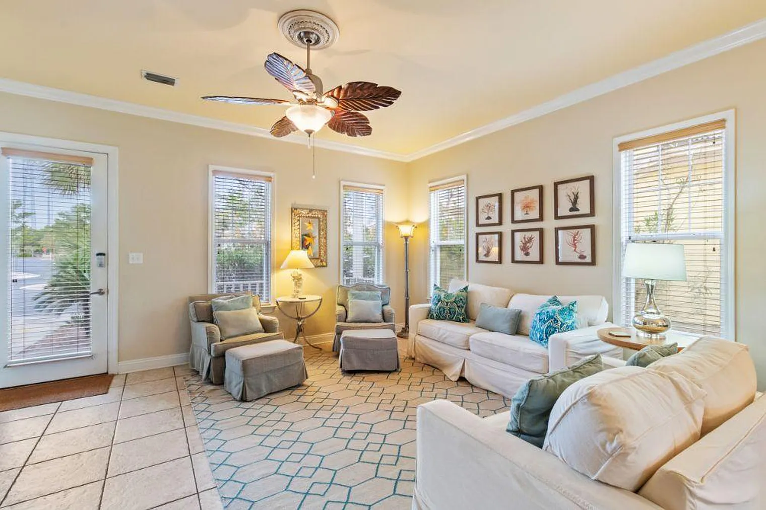 3 bed, 3.0 bath, 1840 sqft, $6,521 — Photo 3