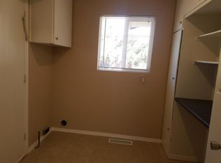 2944 June St NE, Albuquerque, NM 87112