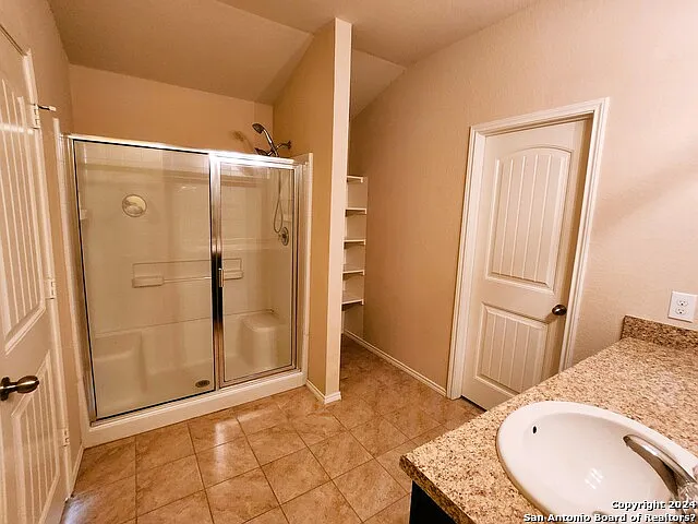 1517 Redbridge Dr — Photo 16