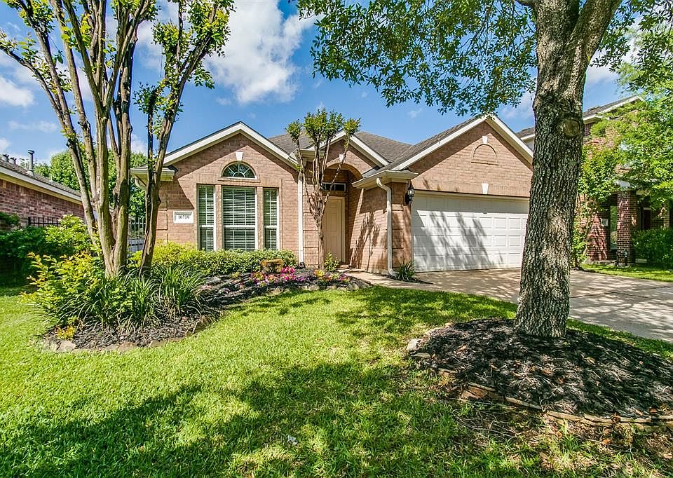 1st image of 10719 Lyndon Meadows Dr