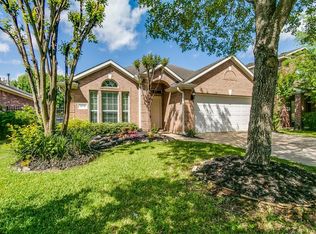 10719 Lyndon Meadows Dr, Houston, TX 77095