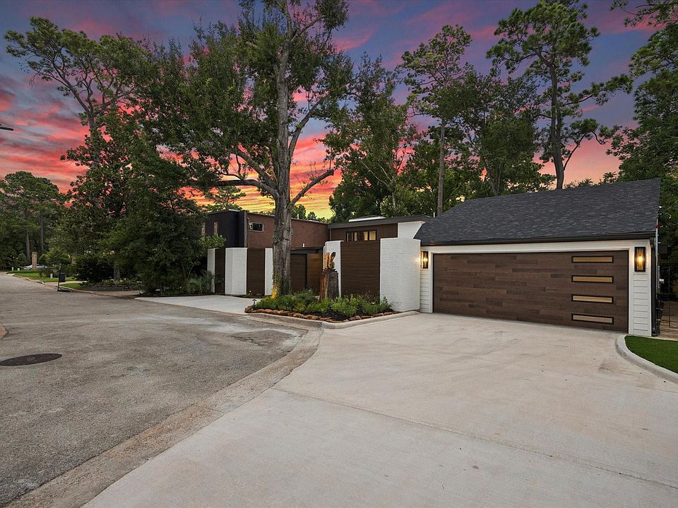 1st image of 16 Pine Creek Ln