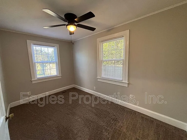 905 N Pineview Ave — Photo 10