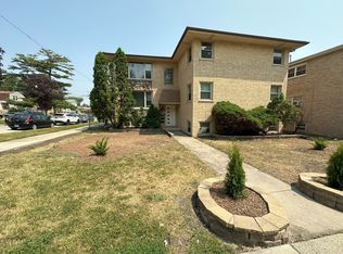 6520 W Gunnison St, Harwood Heights, IL 60706