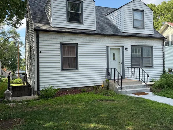 4834 Hillside St #1, Lincoln, NE 68506