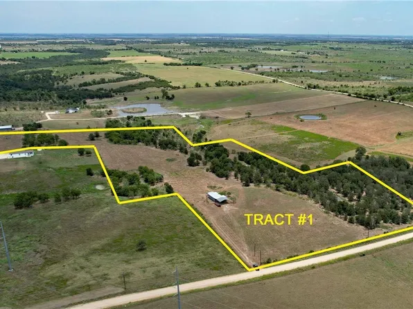2570 County Road 104, Buckholts, TX 76518
