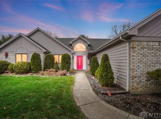 8817 Ridgewood Pl, Springboro, OH 45066