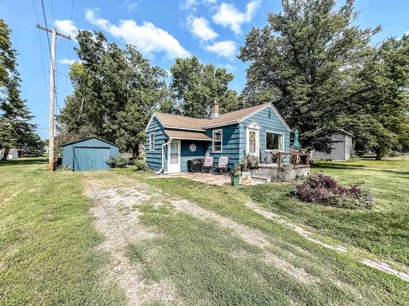 201 Avenue B E, Lake Park, IA 51347