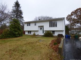 23 Linda Ave, Waterford, CT 06385