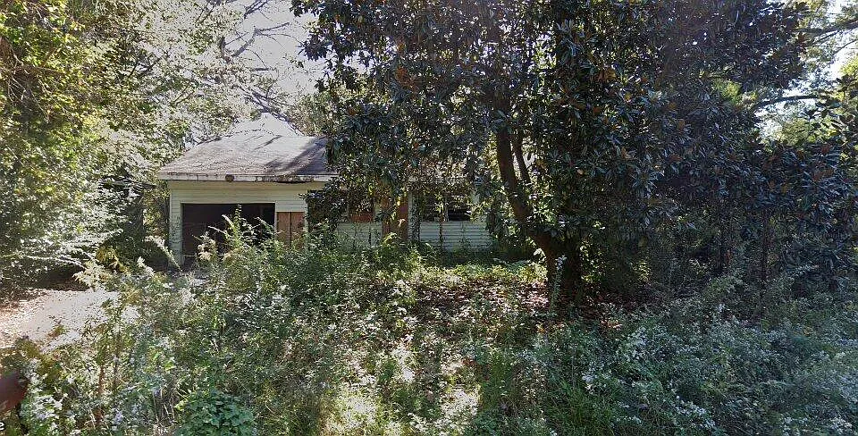 3830 Nichols Blvd