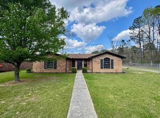 5923 Davis Dr, Pine Bluff, AR 71603