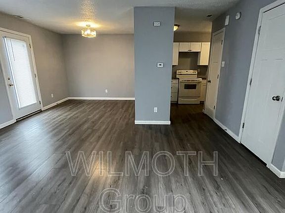 3rd image of 4410 Fullwood Ct
