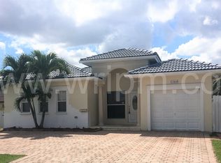 15640 SW 17th Ter, Miami, FL 33185