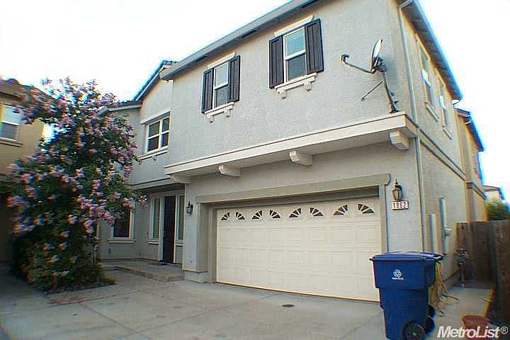 Like new home in Natomas