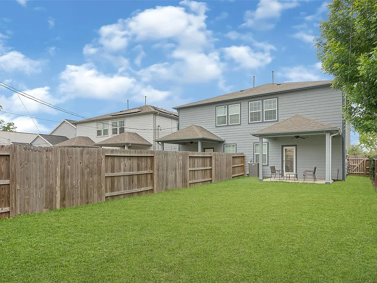 10021 Alfred Ln #A — Photo 4