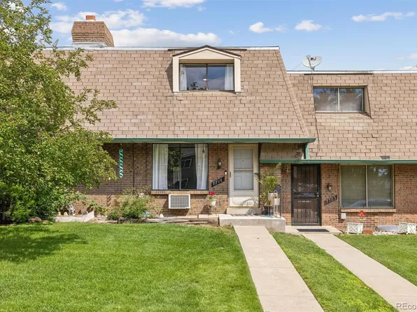 7711 W GLASGOW Place, Littleton, CO 80128