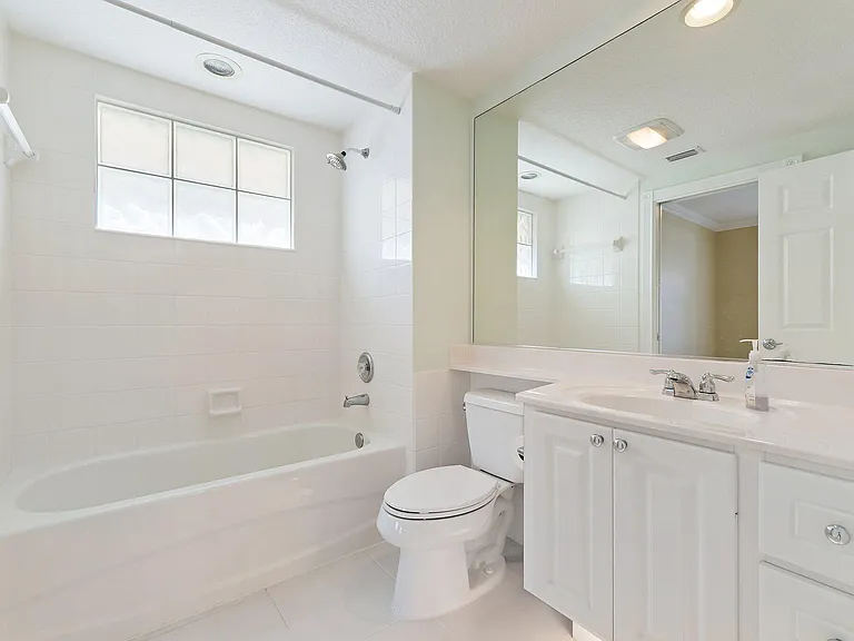4526 Illicium Dr — Photo 16