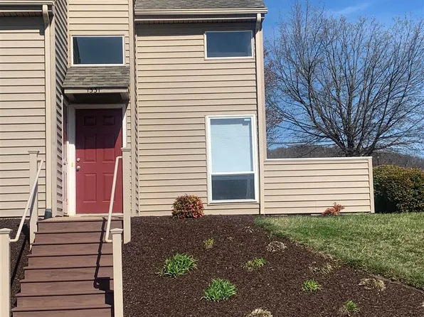 1331 Bradley Dr, Harrisonburg, VA 22801