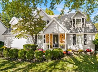 1335 Campbell St, Liberty, MO 64068