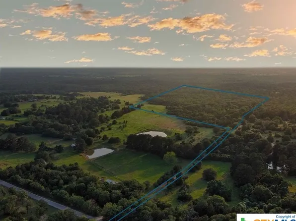 Split Oak Rd, Smithville, TX 78957