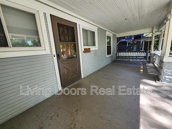 4th image of 1811 S 23rd St