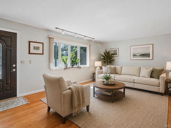 5th image of 8 Hampton Road