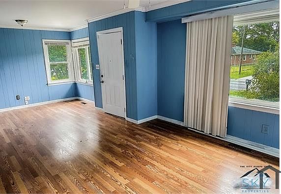 1st image of 1208 Martindale Dr