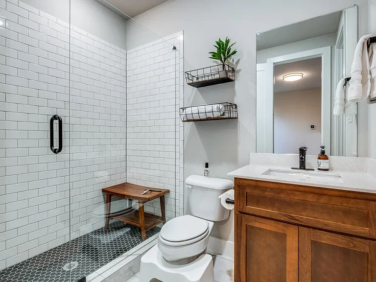 1450 Elevado Dr — Photo 8