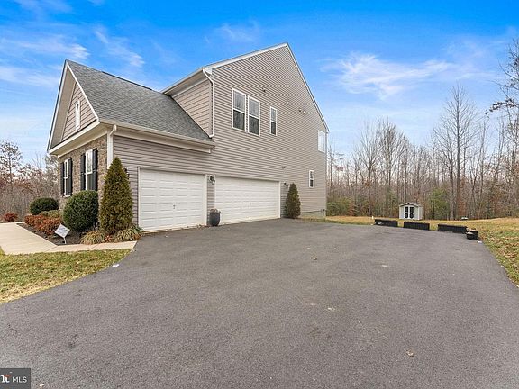 5th image of 118 Loyd Dr
