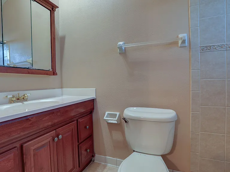 492 Tamarack St — Photo 10