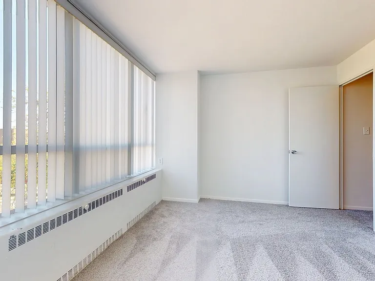 Lake Meadows Apartments — Photo 157