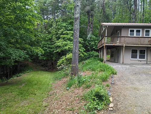 122 Laurel Manor Ln #B Photo 1