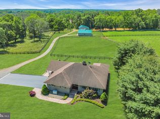 59 Burlington Path Rd, Cream Ridge, NJ 08514